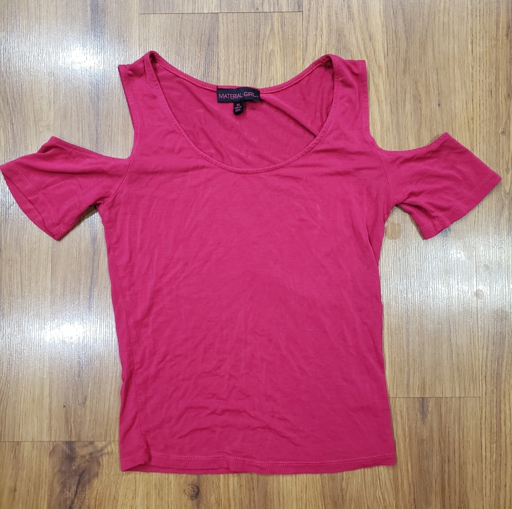 Material Girl fitted open-shoulder top!
